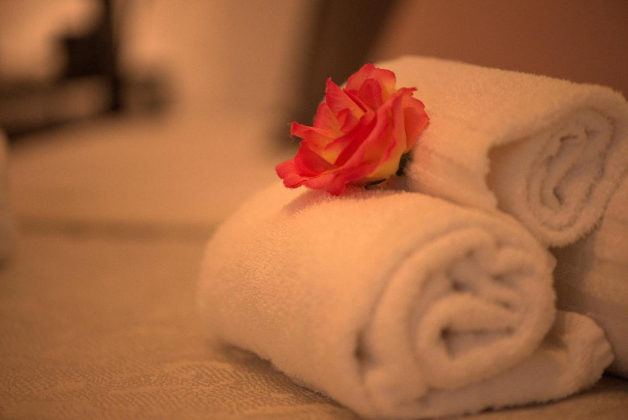 Suitesicily Rooms Palermo Altavilla Milicia Exterior photo